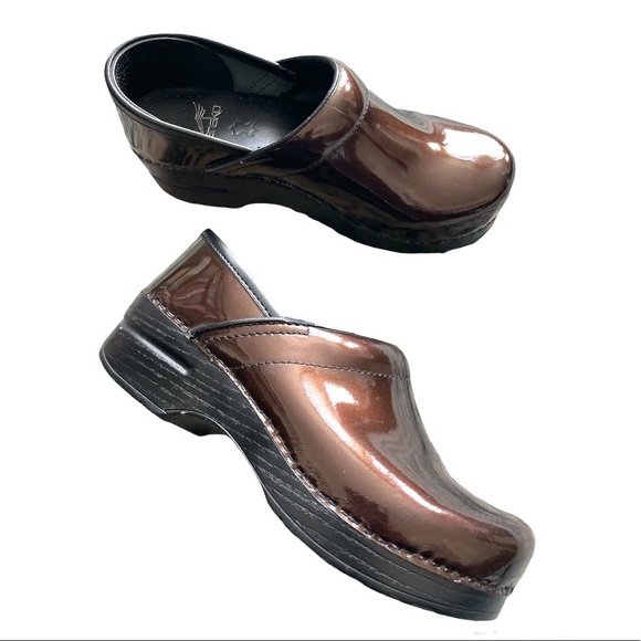Dansko Shoes - DANSKO Brown Bronze Patent 
Leather Clogs Professional Comfort Shoe Size 36